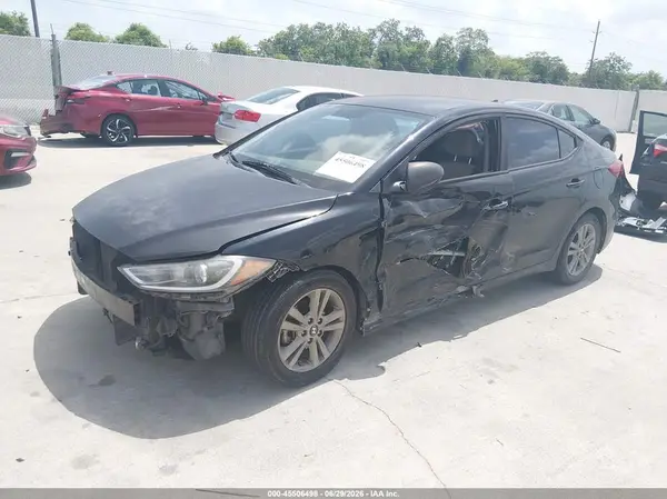 KMHD84LF8HU206281 2017 HYUNDAI ELANTRA - Image 2