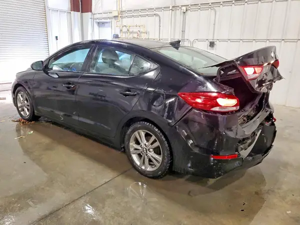 KMHD84LF8HU215546 2017 HYUNDAI ELANTRA - Image 2