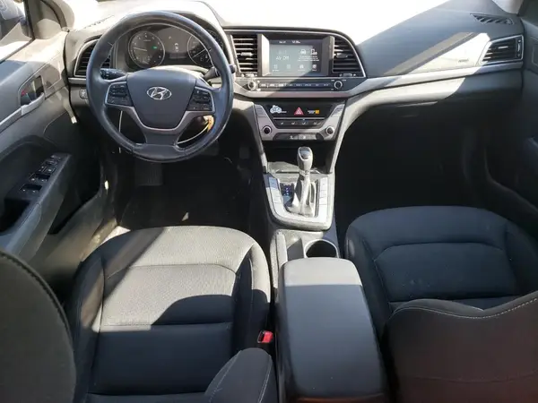 KMHD84LF8HU218429 2017 HYUNDAI ELANTRA - Image 8