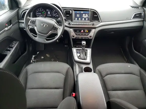 KMHD84LF8HU219063 2017 HYUNDAI ELANTRA - Image 8