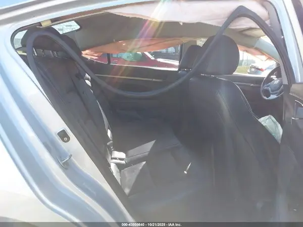 KMHD84LF8HU223906 2017 HYUNDAI ELANTRA - Image 8
