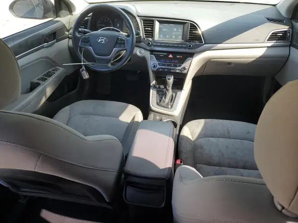 KMHD84LF8HU225140 2017 HYUNDAI ELANTRA - Image 8