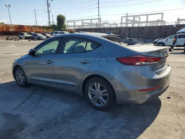 KMHD84LF8HU241757 2017 HYUNDAI ELANTRA - Image 2