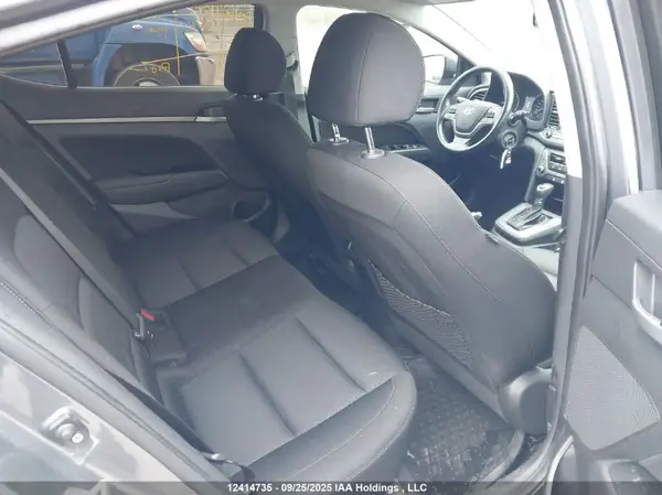 KMHD84LF8HU244819 2017 HYUNDAI ELANTRA - Image 8
