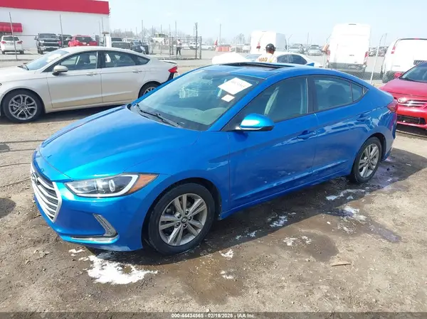 KMHD84LF8HU245842 2017 HYUNDAI ELANTRA - Image 2
