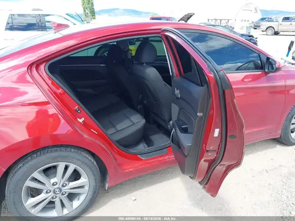 KMHD84LF8HU246764 2017 HYUNDAI ELANTRA - Image 8