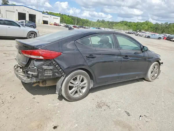 KMHD84LF8HU249986 2017 HYUNDAI ELANTRA - Image 2