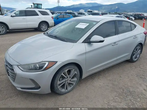 KMHD84LF8HU260017 2017 HYUNDAI ELANTRA - Image 2
