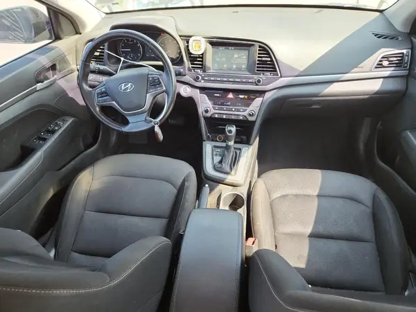 KMHD84LF8HU261281 2017 HYUNDAI ELANTRA - Image 8