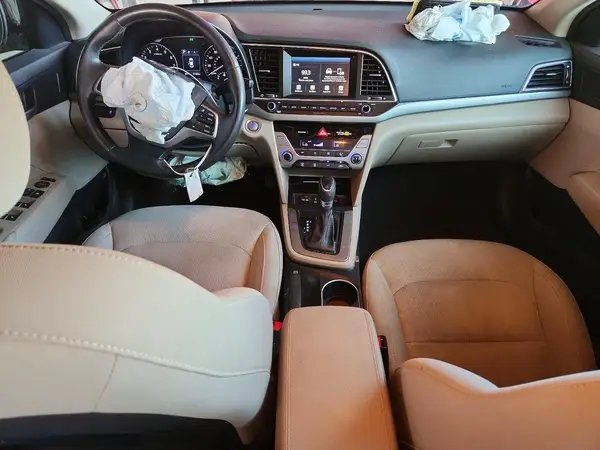 KMHD84LF8HU261605 2017 HYUNDAI ELANTRA - Image 8