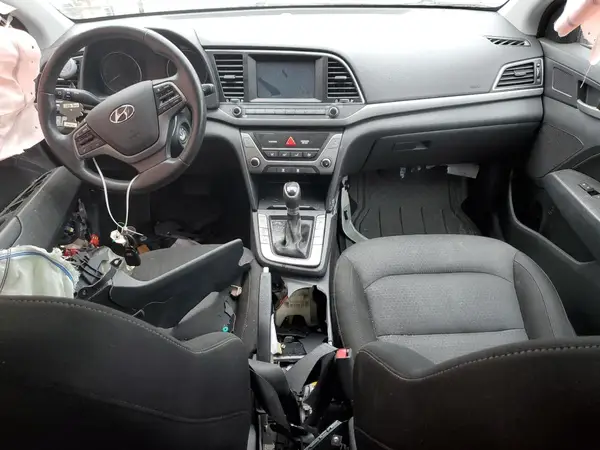 KMHD84LF8HU276833 2017 HYUNDAI ELANTRA - Image 8