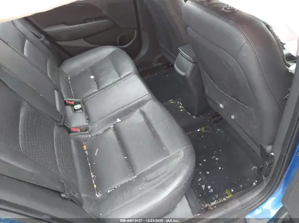 KMHD84LF8HU281255 2017 HYUNDAI ELANTRA - Image 8