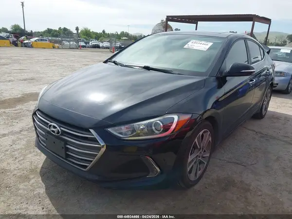 KMHD84LF8HU286696 2017 HYUNDAI ELANTRA - Image 2