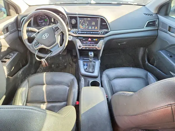 KMHD84LF8HU316070 2017 HYUNDAI ELANTRA - Image 8