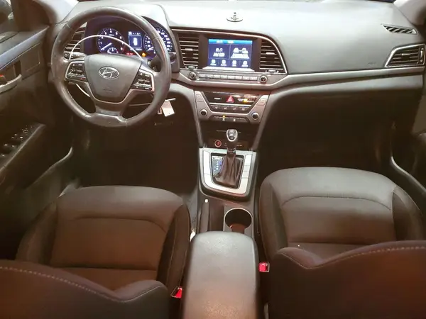 KMHD84LF8HU325593 2017 HYUNDAI ELANTRA - Image 8