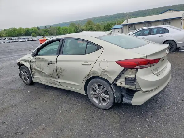 KMHD84LF8HU328400 2017 HYUNDAI ELANTRA - Image 2