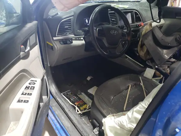 KMHD84LF8HU328820 2017 HYUNDAI ELANTRA - Image 8