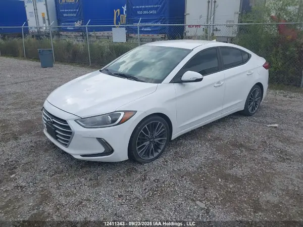KMHD84LF8HU346041 2017 HYUNDAI ELANTRA - Image 2