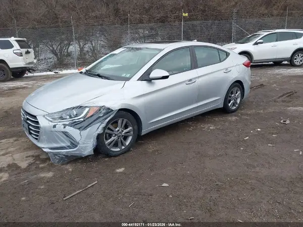 KMHD84LF8HU347514 2017 HYUNDAI ELANTRA - Image 2