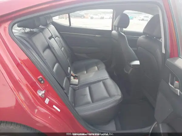 KMHD84LF8HU359520 2017 HYUNDAI ELANTRA - Image 8