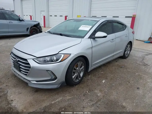KMHD84LF8HU361039 2017 HYUNDAI ELANTRA - Image 2
