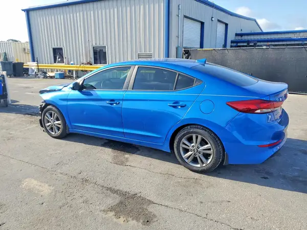 KMHD84LF8HU369450 2017 HYUNDAI ELANTRA - Image 2