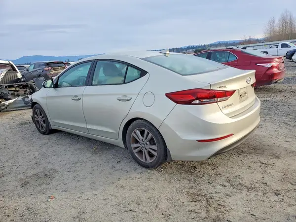 KMHD84LF8HU369965 2017 HYUNDAI ELANTRA - Image 2