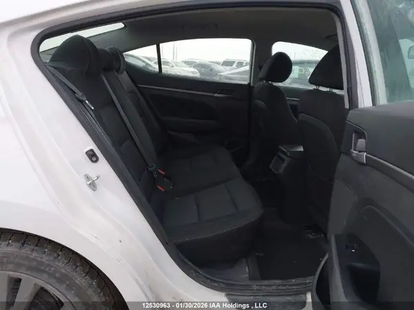 KMHD84LF8HU374342 2017 HYUNDAI ELANTRA - Image 8