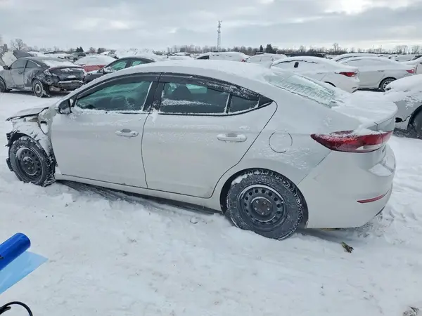 KMHD84LF8HU380089 2017 HYUNDAI ELANTRA - Image 2