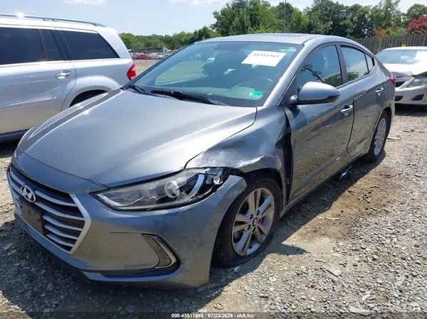 KMHD84LF8HU380125 2017 HYUNDAI ELANTRA - Image 2