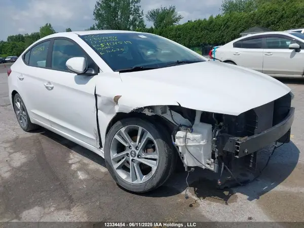 KMHD84LF8HU404519 2017 HYUNDAI ELANTRA - Image 1