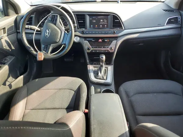 KMHD84LF8HU407288 2017 HYUNDAI ELANTRA - Image 8