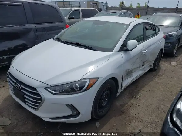 KMHD84LF8HU420977 2017 HYUNDAI ELANTRA - Image 2