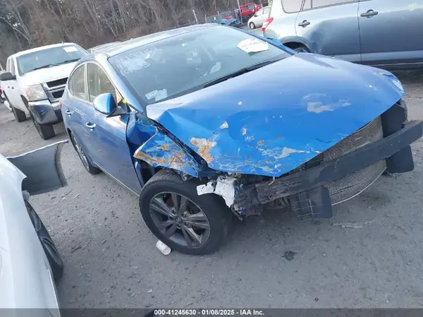 KMHD84LF8HU423135 2017 HYUNDAI ELANTRA - Image 1