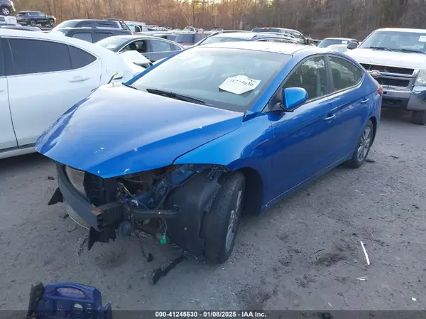 KMHD84LF8HU423135 2017 HYUNDAI ELANTRA - Image 2