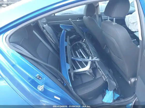 KMHD84LF8HU423135 2017 HYUNDAI ELANTRA - Image 8