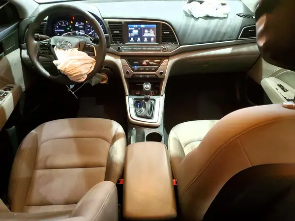 KMHD84LF8HU424673 2017 HYUNDAI ELANTRA - Image 8