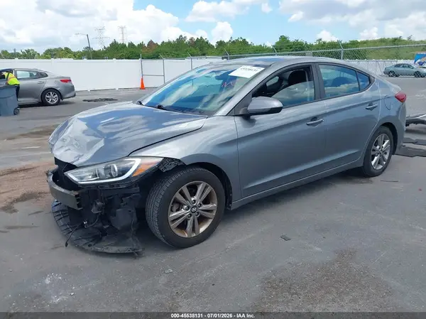 KMHD84LF8HU425256 2017 HYUNDAI ELANTRA - Image 2