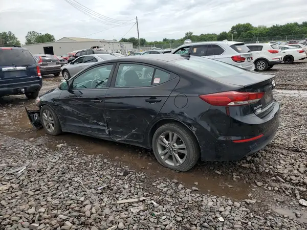 KMHD84LF8HU428318 2017 HYUNDAI ELANTRA - Image 2
