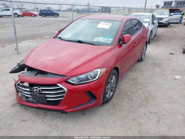 KMHD84LF8HU428903 2017 HYUNDAI ELANTRA - Image 2