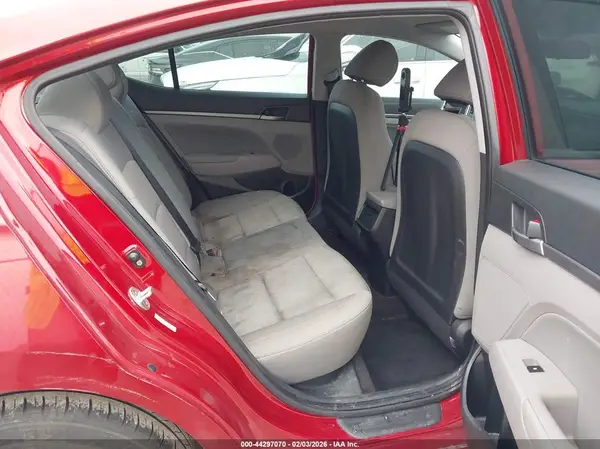 KMHD84LF8HU428903 2017 HYUNDAI ELANTRA - Image 8