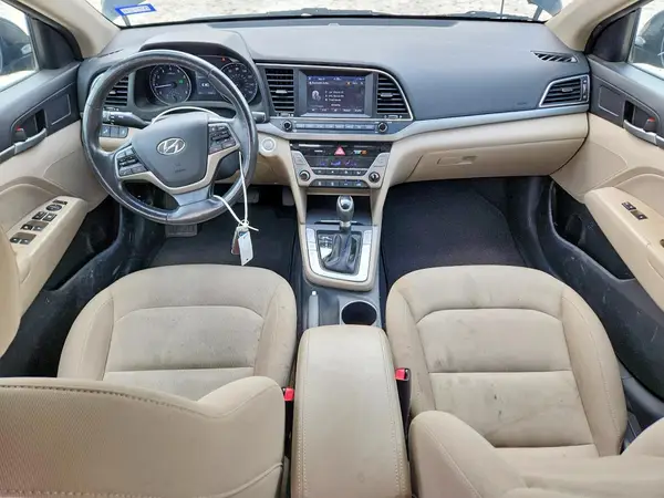 KMHD84LF8HU432997 2017 HYUNDAI ELANTRA - Image 8