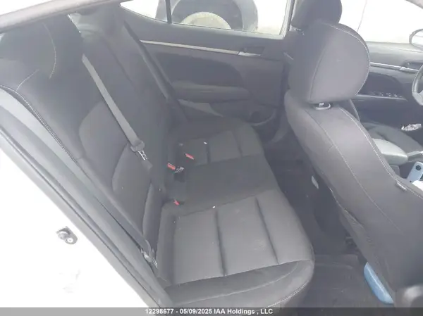 KMHD84LF8JU444508 2018 HYUNDAI ELANTRA - Image 8