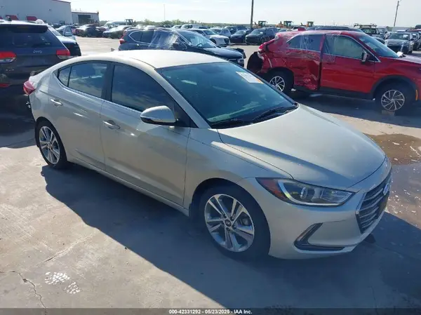 KMHD84LF8JU448395 2018 HYUNDAI ELANTRA - Image 1
