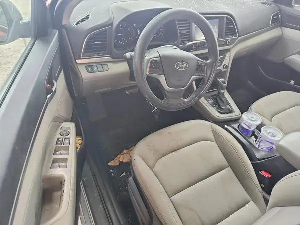 KMHD84LF8JU451068 2018 HYUNDAI ELANTRA - Image 8