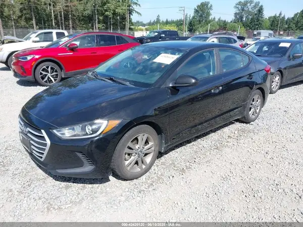 KMHD84LF8JU452365 2018 HYUNDAI ELANTRA - Image 2