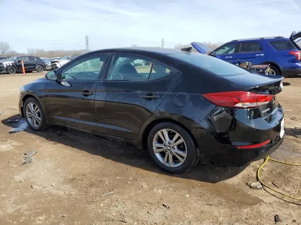 KMHD84LF8JU455489 2018 HYUNDAI ELANTRA - Image 2