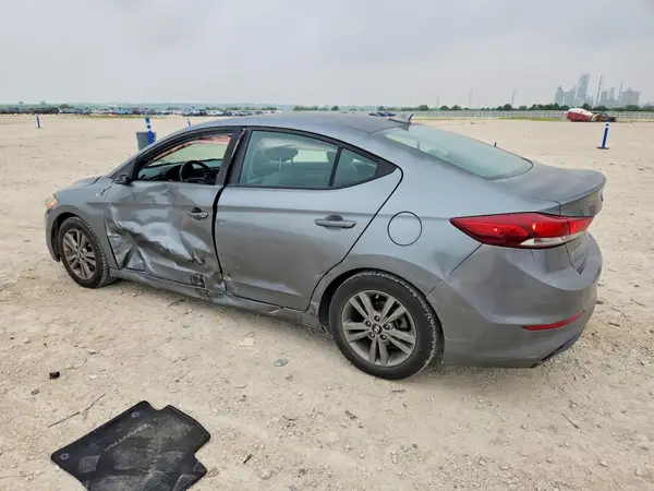 KMHD84LF8JU473796 2018 HYUNDAI ELANTRA - Image 2