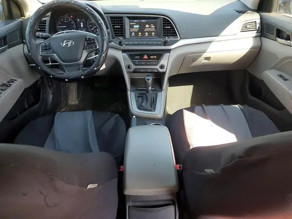 KMHD84LF8JU473992 2018 HYUNDAI ELANTRA - Image 8