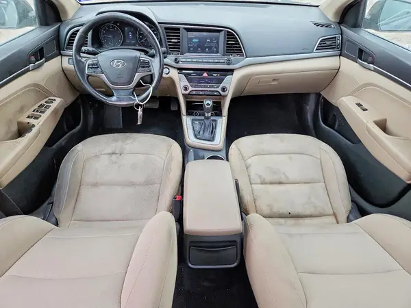 KMHD84LF8JU475449 2018 HYUNDAI ELANTRA - Image 8